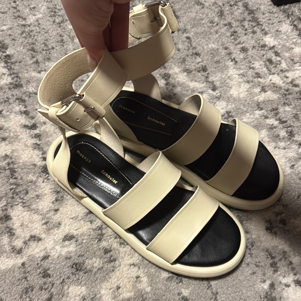 Proenza Schouler Cream Ankle strap Padded Round Toe Platform Buckle Leade Sandal